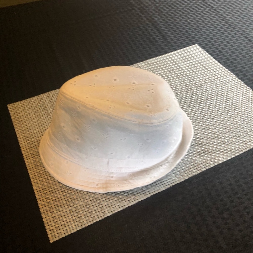 HAT - Picture 3 of 5